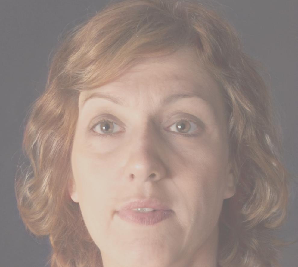 Instructora María González